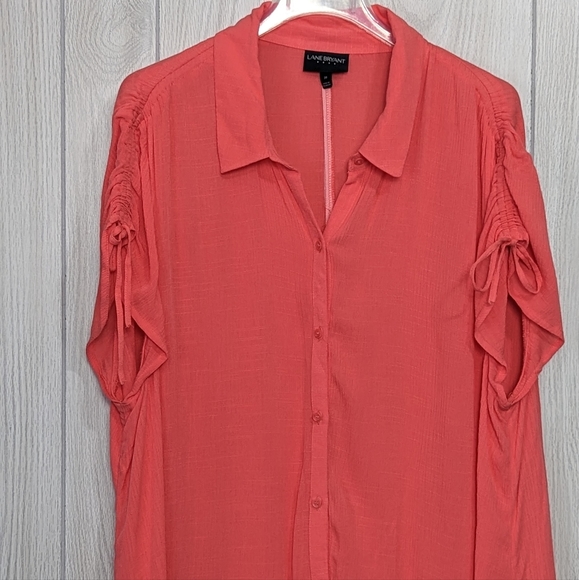 Lane Bryant Top 18 20 Plus Ruched Short Sleeve Button Front 2X - Picture 2 of 12